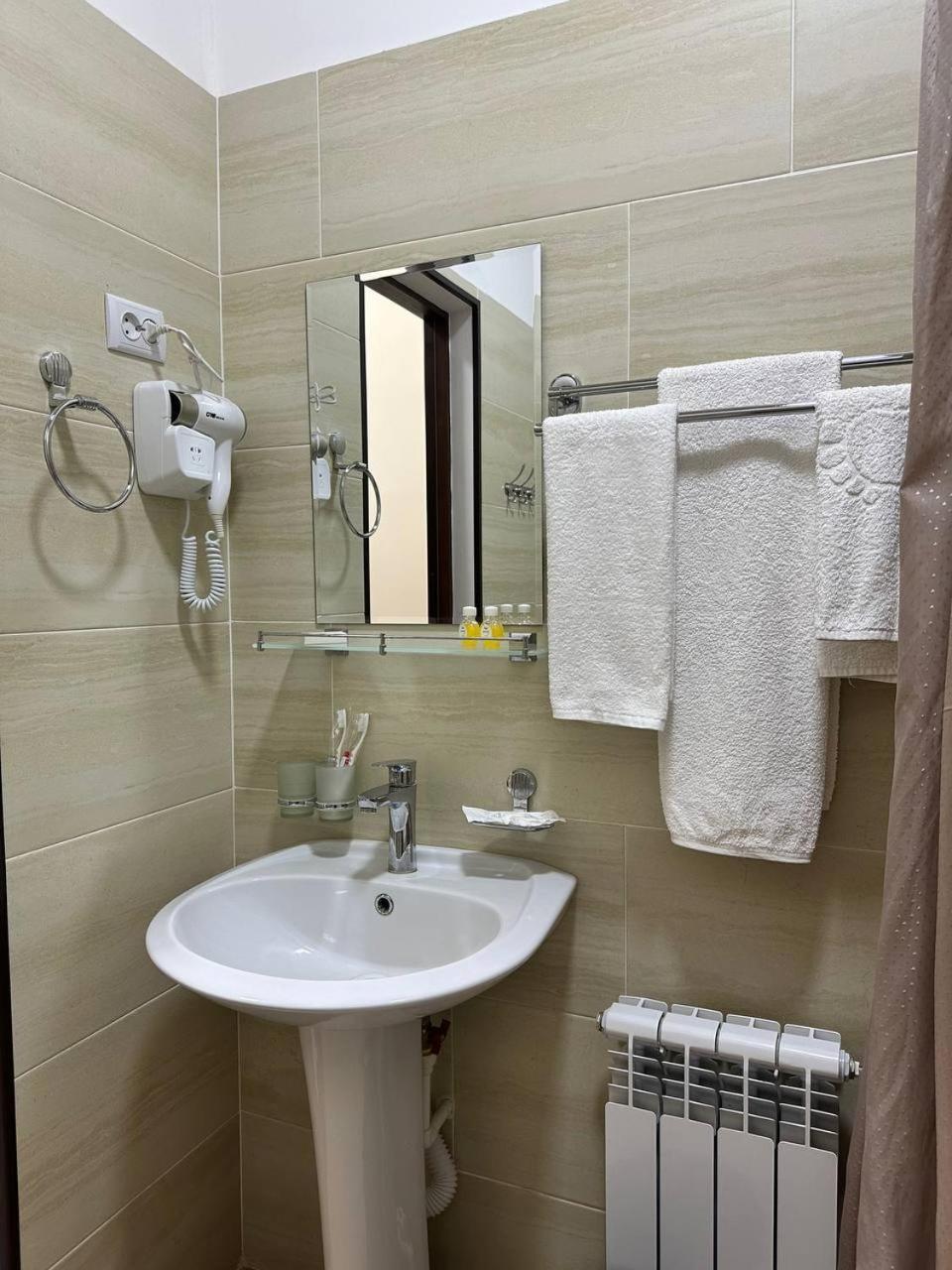 Hotel Aral Nukus Exteriör bild
